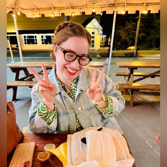 ✌🏼🫶🏼✨ - Picture 2 of 6